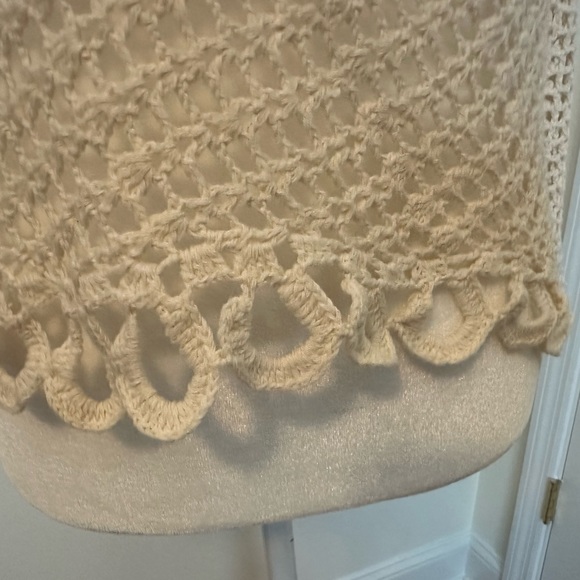 Crochet cream color sweater - Picture 2 of 3